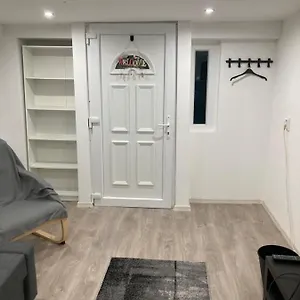  Apartman Dobozi